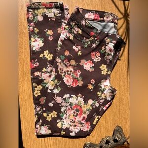 princess vera wang Floral Print Brown Skinny Jeans